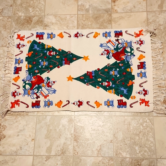 Sloane Stuart 100% cotton stencil rug or wall decor Christmas Tree design - Picture 1 of 9